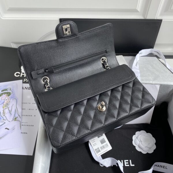 Classic Flap Bag A01112 CHANEL